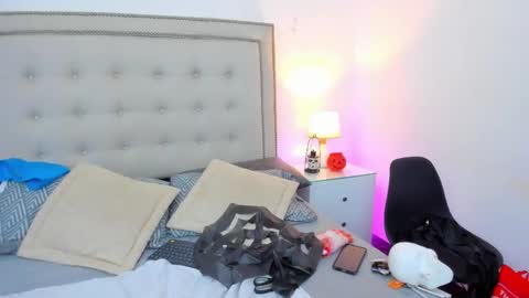 rubyreyes online show from 10.28.25