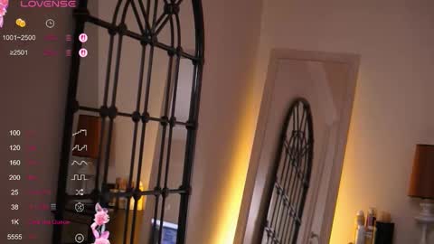 rubyxbanks online show from 10.24.25