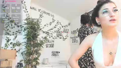 Snapshot of rubyylicious chatting on 06.14.26 Moona online show from 06.14.26