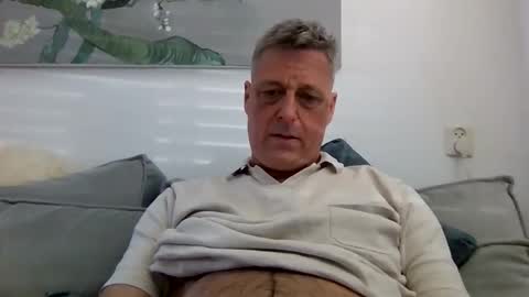 Snapshot of rudeski chatting on 04.25.26 rudeski online show from 04.25.26