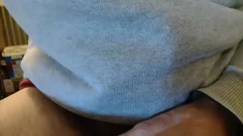 Snapshot of rudi_rudi_rudi_rudi chatting on 02.24.25 rudi_rudi_rudi_rudi online show from 02.24.25