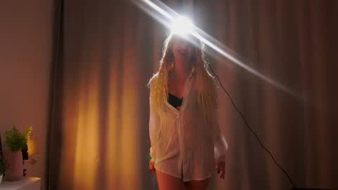 Mila online show from 10.09.25