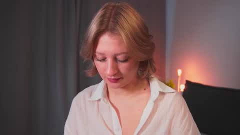 Mila online show from 11.05.25