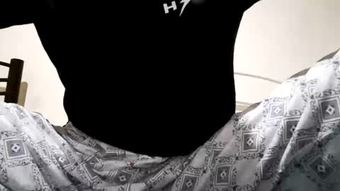 Snapshot of rugoxxx427859 chatting on 09.19.25 rugoxxx427859 online show from 09.19.25