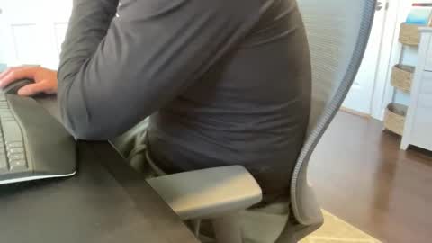 Snapshot of rungriff2323 chatting on 11.05.25 rungriff2323 online show from 11.05.25