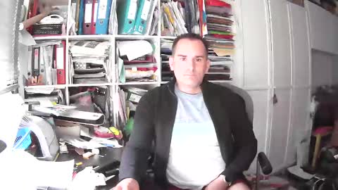 Snapshot of runner1978 chatting on 12.12.24 runner1978 online show from 12.12.24