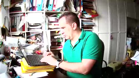 Snapshot of runner1978 chatting on 03.12.25 runner1978 online show from 03.12.25