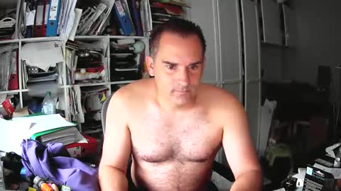 Snapshot of runner1978 chatting on 09.22.25 runner1978 online show from 09.22.25