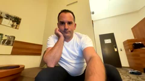 Snapshot of runner1978 chatting on 10.29.25 runner1978 online show from 10.29.25