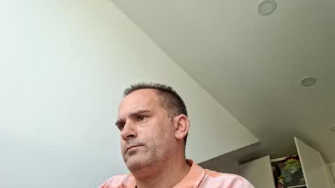 Snapshot of runner1978 chatting on 11.05.25 runner1978 online show from 11.05.25