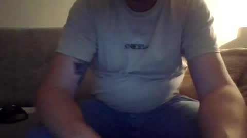 runner_1978 online show from 11.03.25