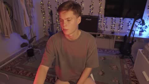 Snapshot of rusbradpitt chatting on 09.24.25 rusbradpitt online show from 09.24.25