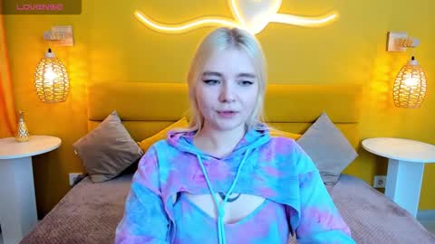 ruthbryant online show from 10.12.25