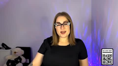 Nika online show from 10.26.25