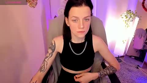 Ruth Martin online show from 01.02.25