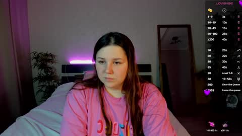 Snapshot of rutholiver chatting on 12.12.24 Ruth GMT2 Mon 10 AM - 4 PM Tue 10 AM - 4 PM Thu 3-9 AM Fri 10 AM - 4 PM Sun 10 AM - 4 PM. online show from 12.12.24