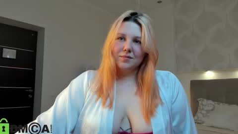 Snapshot of rutholiver chatting on 10.18.25 Ruth GMT2 Mon 10 AM - 4 PM Tue 10 AM - 4 PM Thu 3-9 AM Fri 10 AM - 4 PM Sun 10 AM - 4 PM. online show from 10.18.25