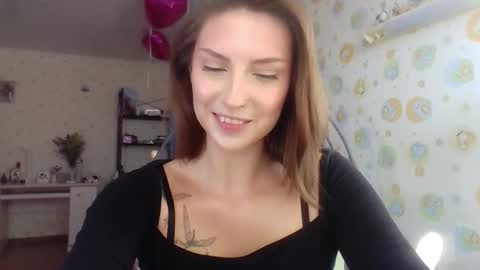 Snapshot of ruxashade chatting on 09.13.25 ruxashade online show from 09.13.25