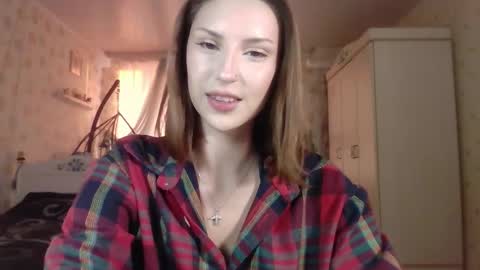 Snapshot of ruxashade chatting on 10.02.25 ruxashade online show from 10.02.25