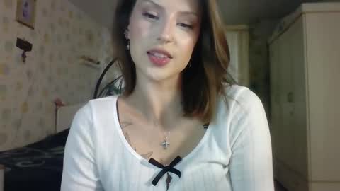 Snapshot of ruxashade chatting on 10.21.25 ruxashade online show from 10.21.25