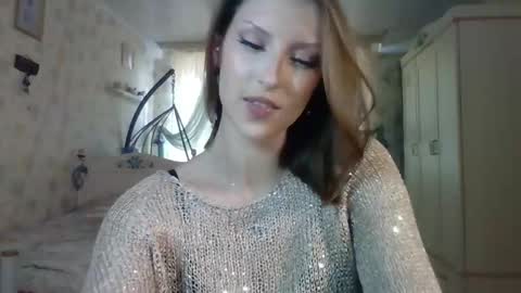 Snapshot of ruxashade chatting on 10.24.25 ruxashade online show from 10.24.25