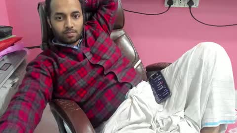 rwb17 online show from 12.15.25