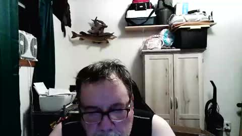 Snapshot of rwzar_1965 chatting on 04.29.26 rwzar_1965 online show from 04.29.26