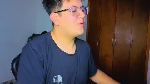 Snapshot of ryan_doretti chatting on 09.24.25 Ryan online show from 09.24.25