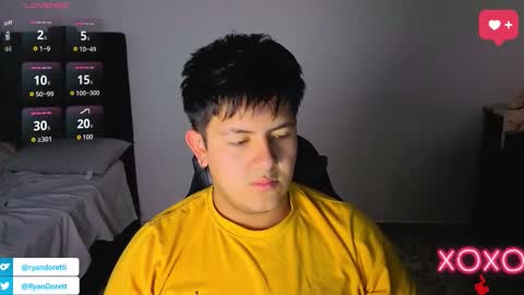 Snapshot of ryan_doretti chatting on 10.01.25 Ryan online show from 10.01.25