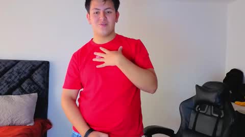 Snapshot of ryan_doretti chatting on 10.02.25 Ryan online show from 10.02.25