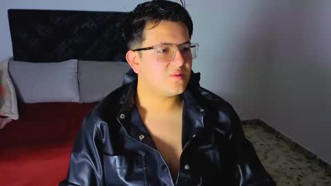 Snapshot of ryan_doretti chatting on 10.27.25 Ryan online show from 10.27.25