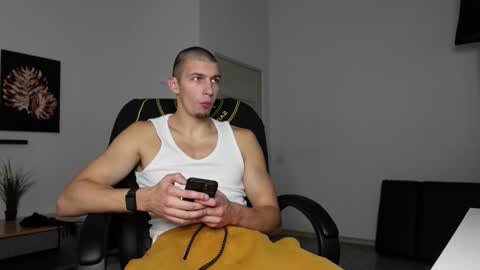 RYAN DOZER online show from 10.25.25