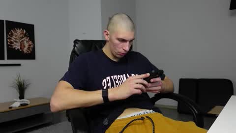 RYAN DOZER online show from 10.30.25