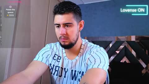 Snapshot of ryan_evanns chatting on 11.03.25 R Y A N online show from 11.03.25