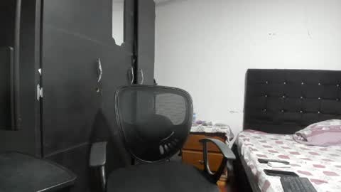 ryan_xc1 online show from 05.19.26