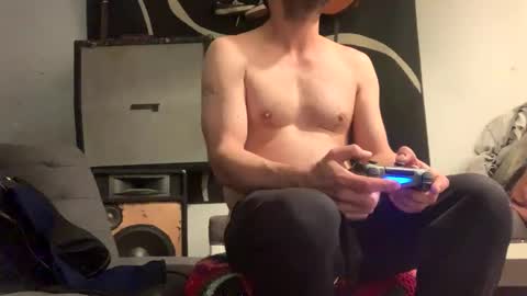 Snapshot of ryanbishops01 chatting on 10.20.25 Ryland online show from 10.20.25