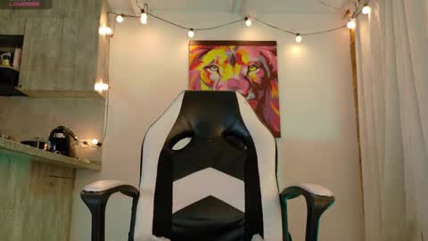 Snapshot of ryann_blue_ chatting on 09.29.25 Ryan Blue ig ryannblue online show from 09.29.25