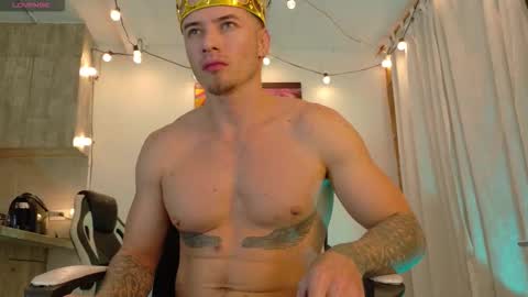 Snapshot of ryann_blue_ chatting on 10.08.25 Ryan Blue ig ryannblue online show from 10.08.25