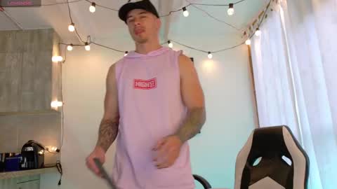 Snapshot of ryann_blue_ chatting on 10.23.25 Ryan Blue ig ryannblue online show from 10.23.25