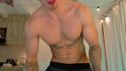 Snapshot of ryann_blue_ chatting on 11.09.25 Ryan Blue ig ryannblue online show from 11.09.25