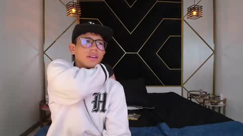 Snapshot of ryanpricee chatting on 10.17.25 RyanPricee online show from 10.17.25