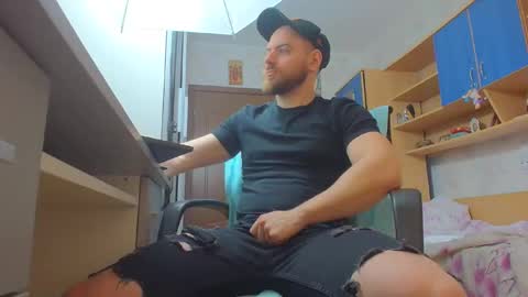 Ryanstone  online show from 02.06.26