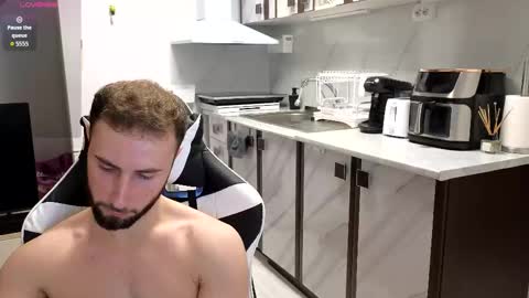 ryanstorm1 online show from 11.18.25