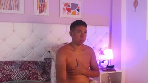 Snapshot of ryder_n_violet chatting on 01.19.25 Ryder and Violet online show from 01.19.25