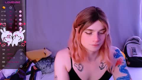  Alice  online show from 10.20.25