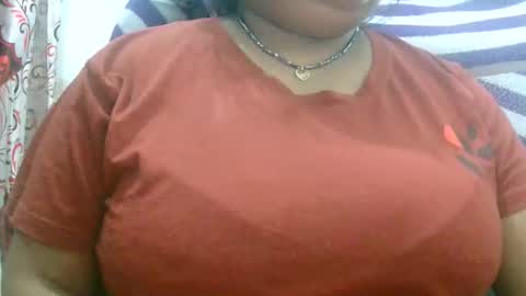 Snapshot of s03286 chatting on 10.26.25 HotLovers online show from 10.26.25