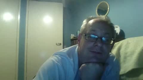 Snapshot of s536sny18 chatting on 10.10.25 s536sny18 online show from 10.10.25