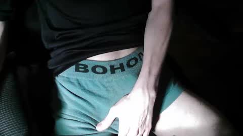 Snapshot of s_h_o_r_k chatting on 10.18.25 Max online show from 10.18.25