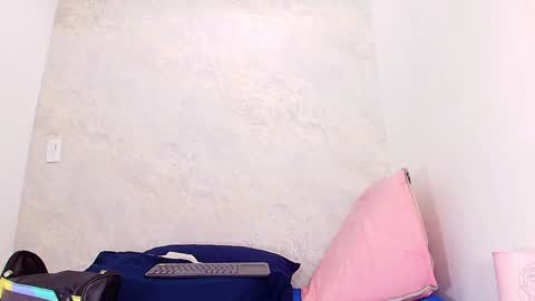 s_sofia_ online show from 02.04.25