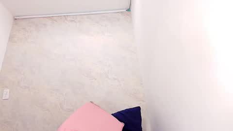 s_sofia_ online show from 02.09.25